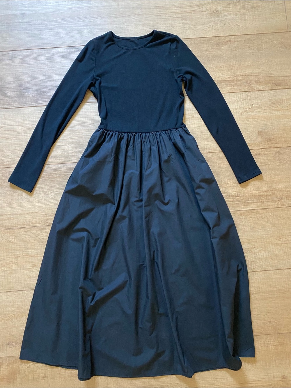 Commense Long Sleeve Maxi Dress - Black